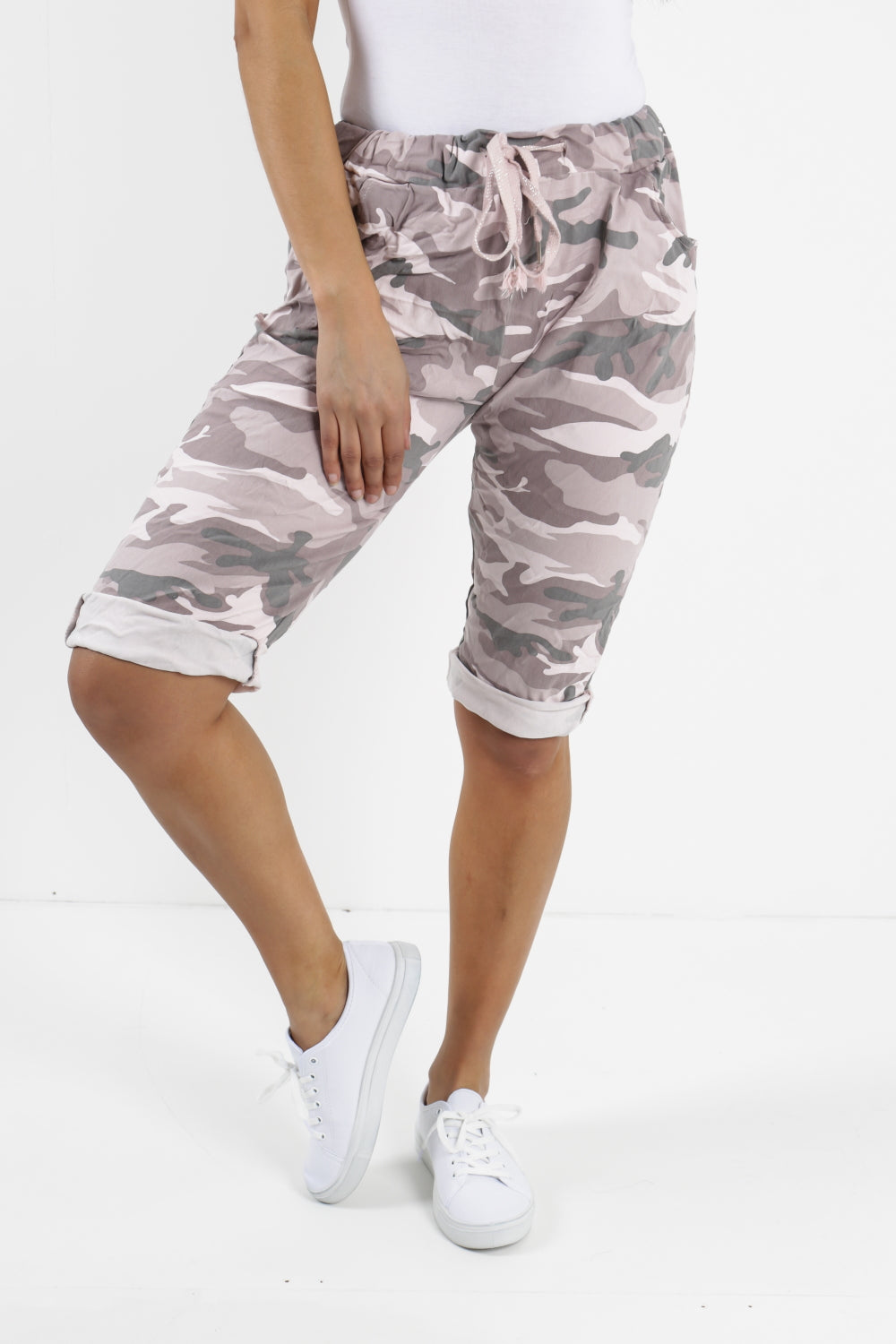 Plus Size Italian Camouflage Magic Chino Shorts For Women  - Dropwear