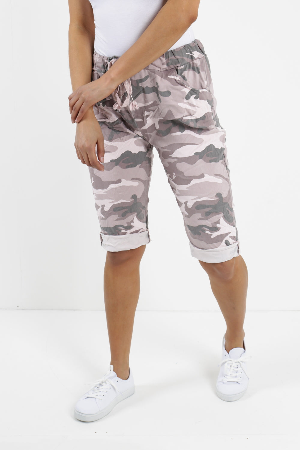 Plus Size Italian Camouflage Magic Chino Shorts For Women  - Dropwear