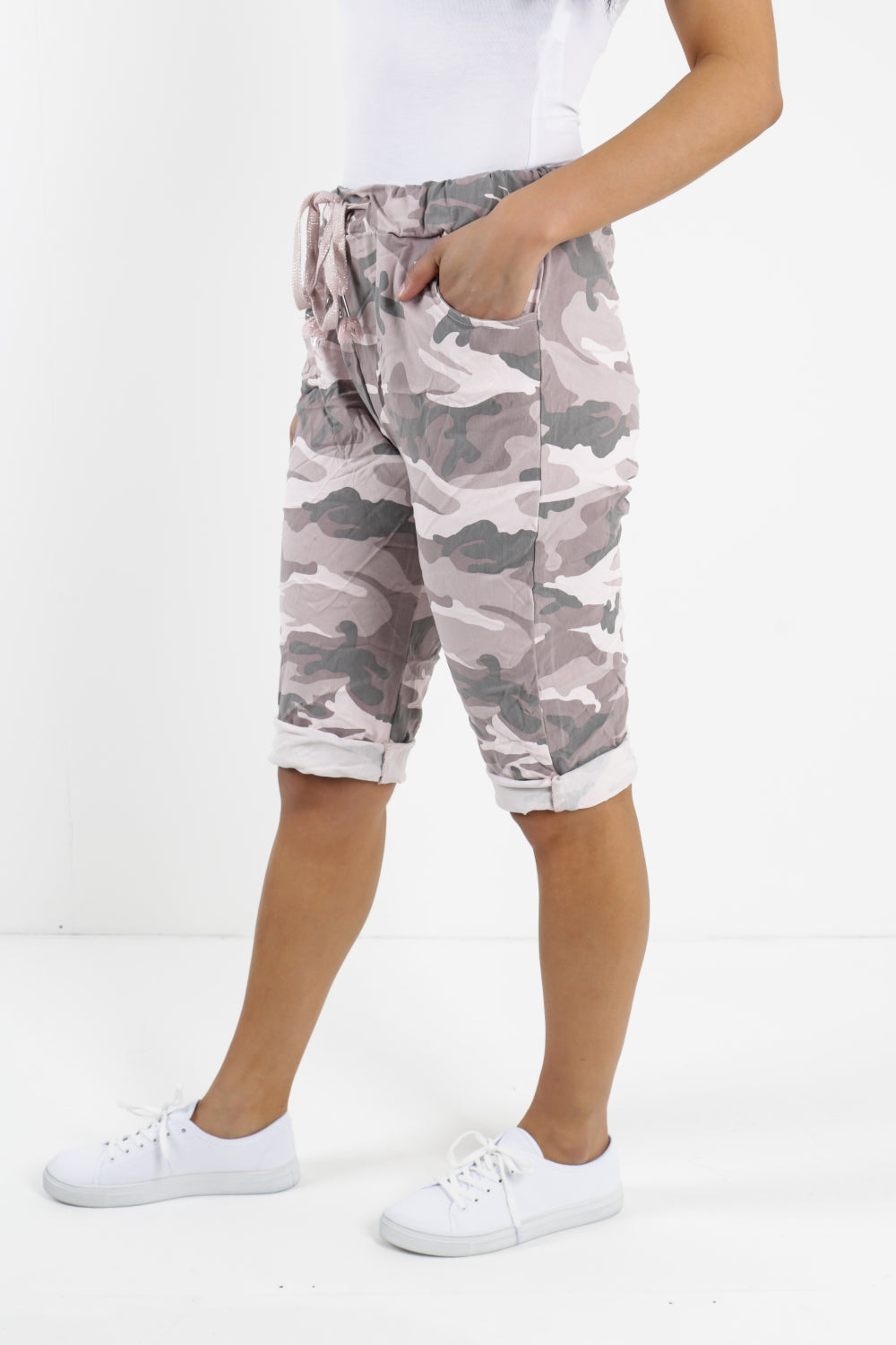 Plus Size Italian Camouflage Magic Chino Shorts For Women  - Dropwear