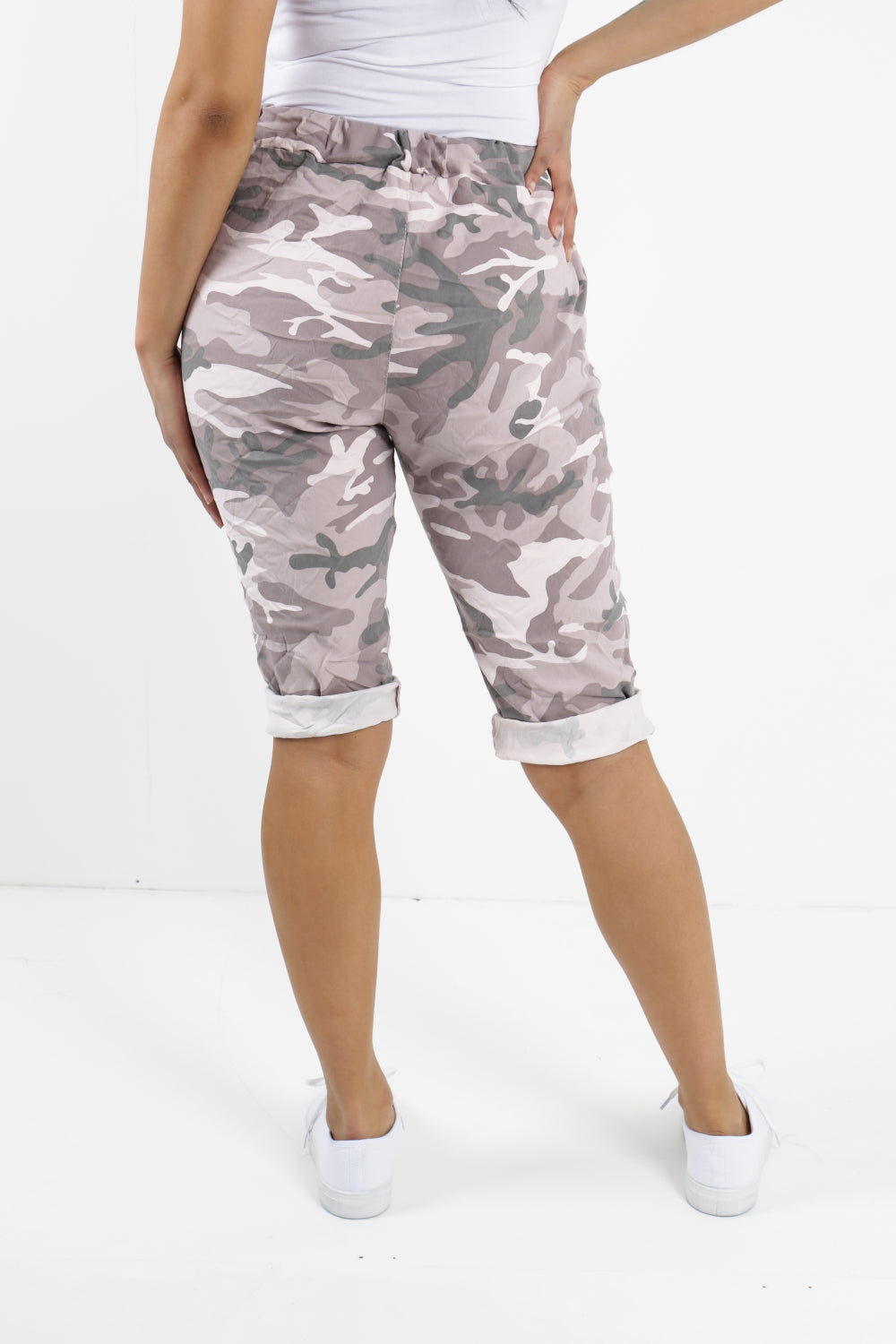 Plus Size Italian Camouflage Magic Chino Shorts For Women  - Dropwear