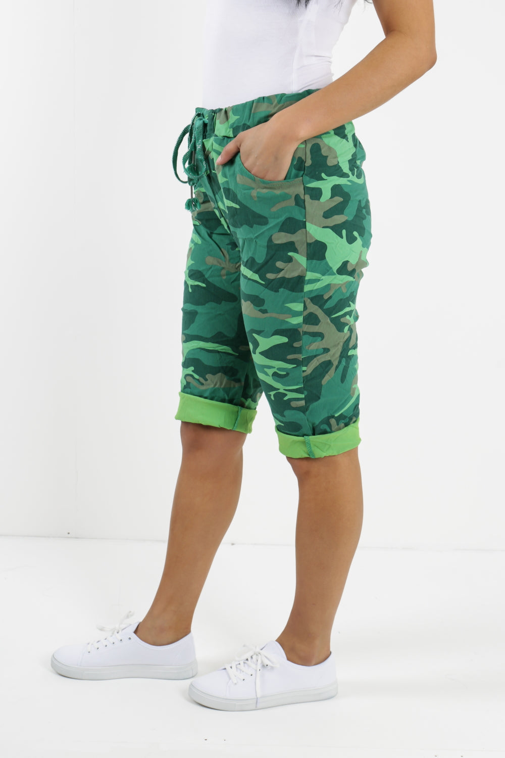 Plus Size Italian Camouflage Magic Chino Shorts For Women  - Dropwear