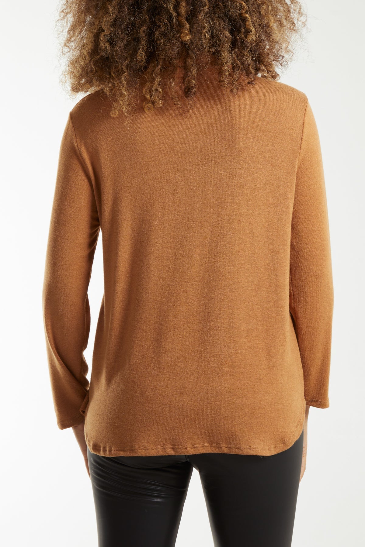 Fine Knit Roll Neck Jumper w/ Necklace For Women  - Dropwear