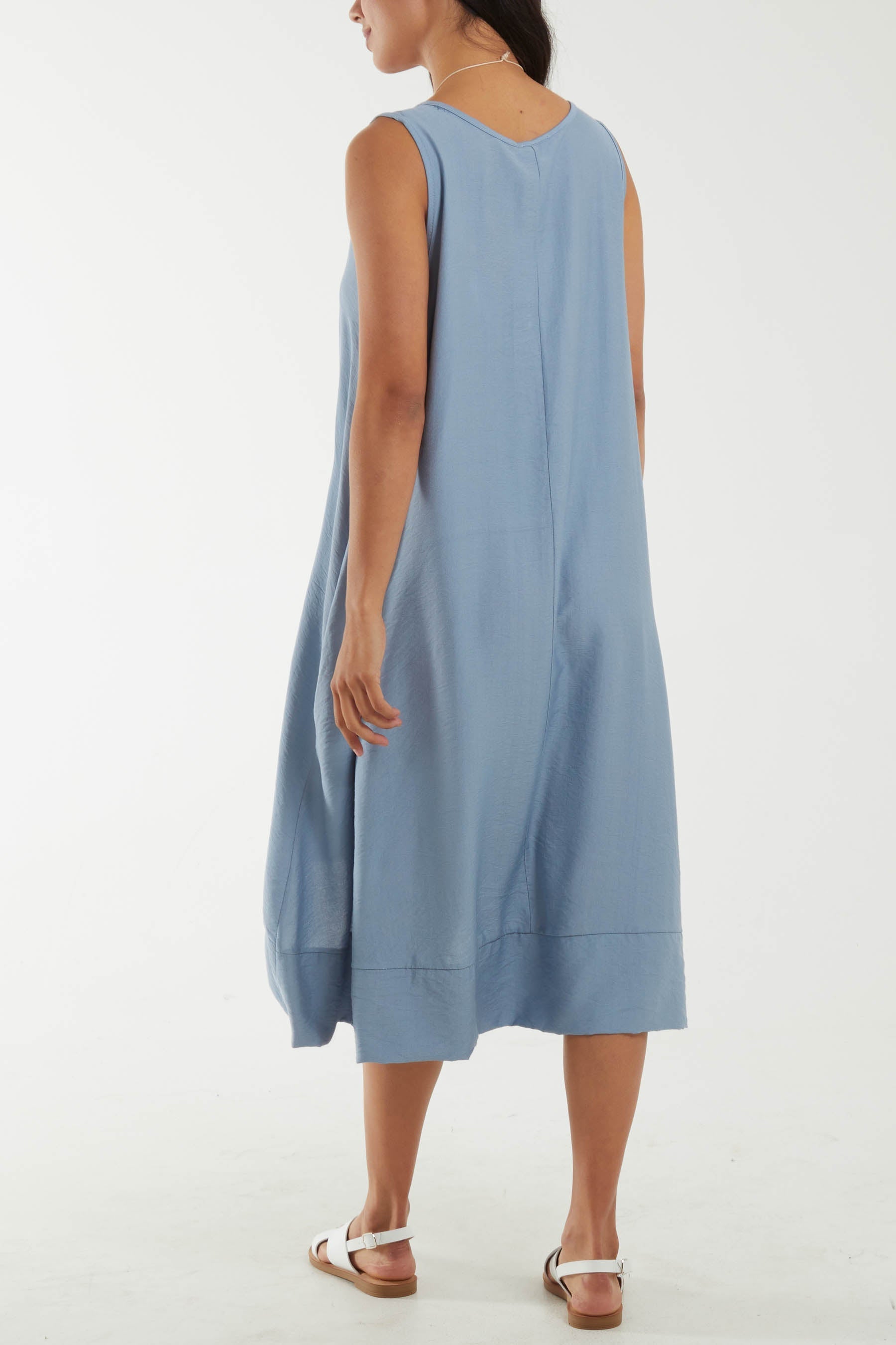 Black Round Neck Sleeveless Dress with Necklace For Women ONE SIZE - Dropwear
