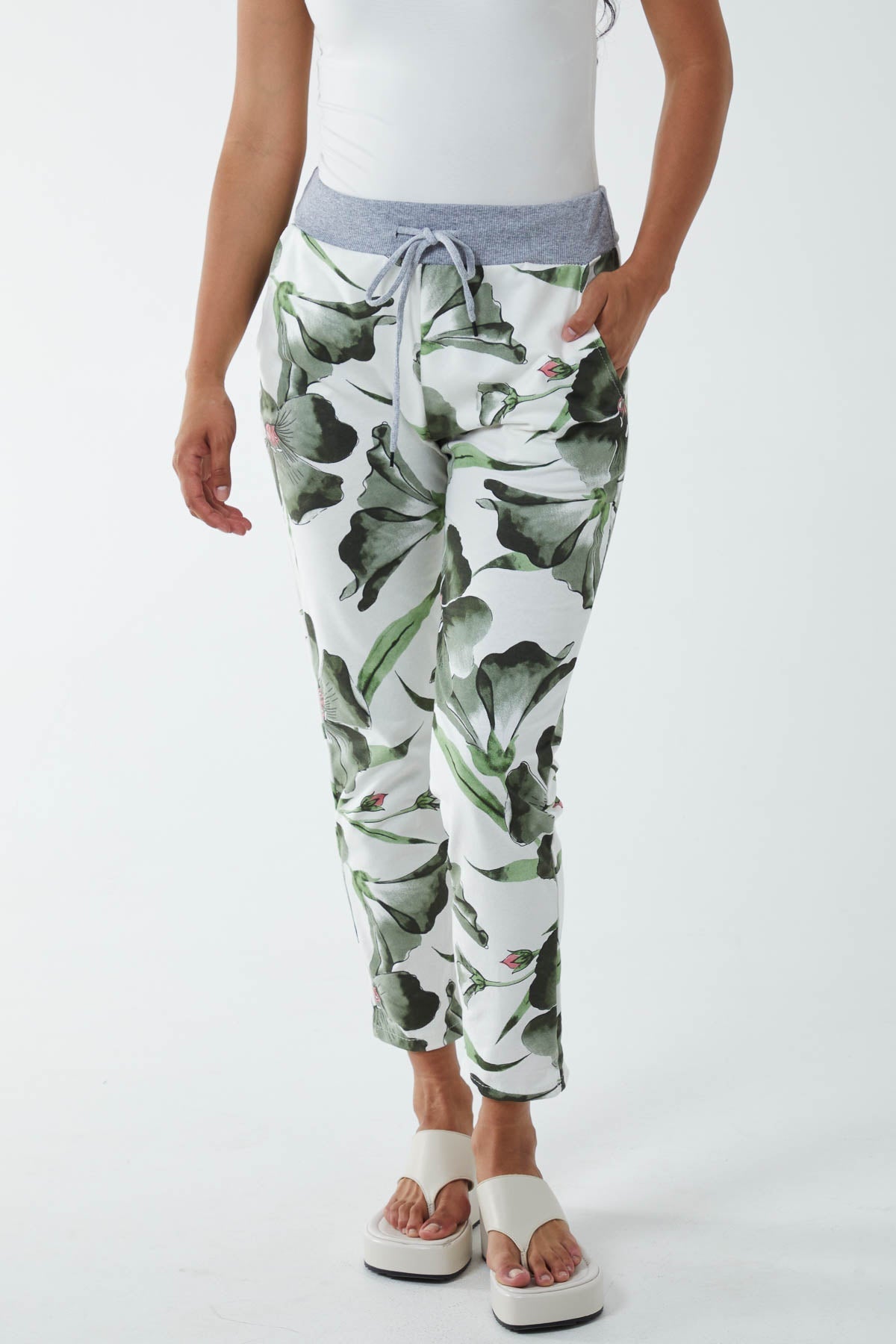 Khaki Hawaiian Flower Contrast Waist Trousers For Women ONE SIZE - Dropwear