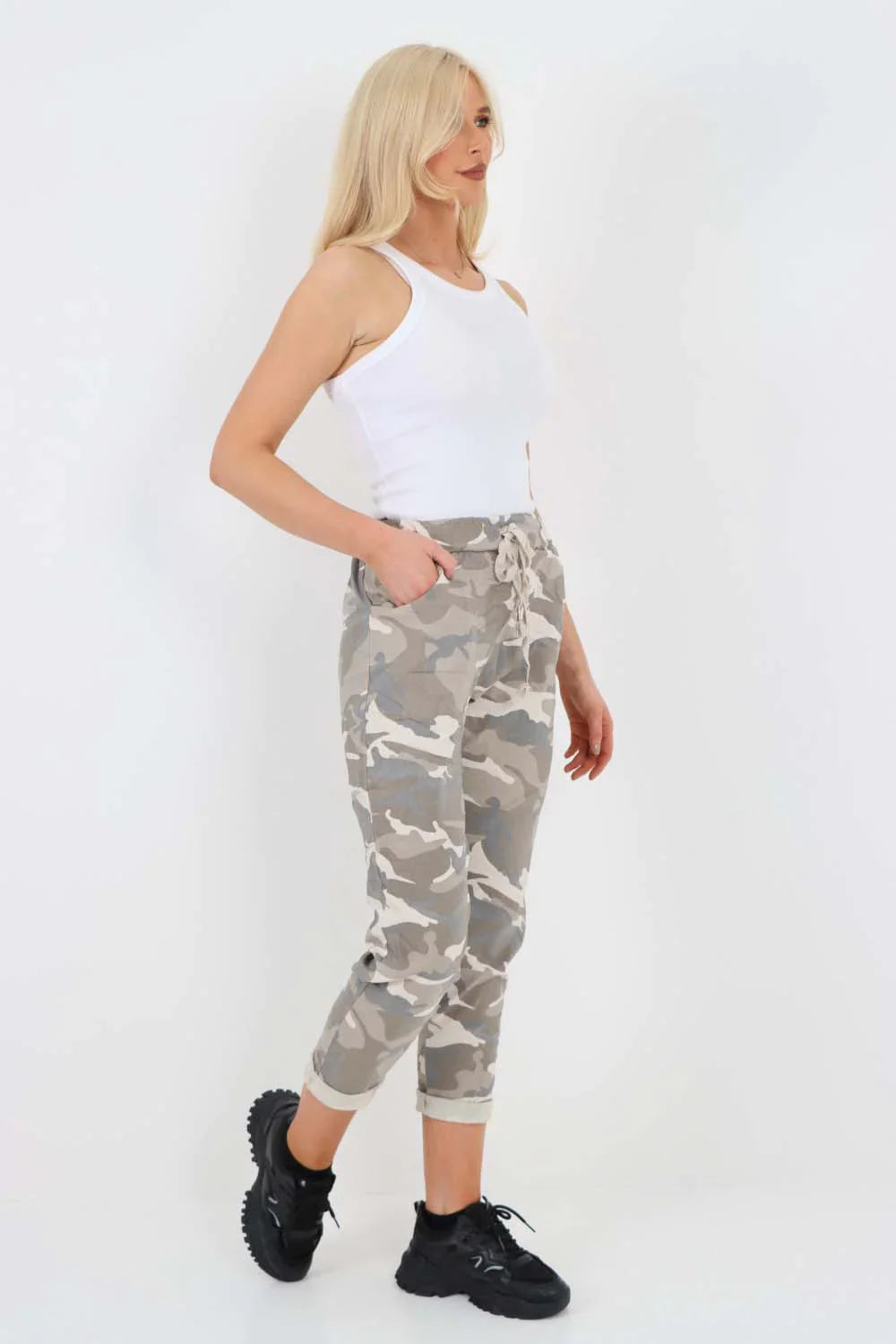 Plus Size Italian Drawstring Camo Side Pockets Trousers For Women  - Dropwear