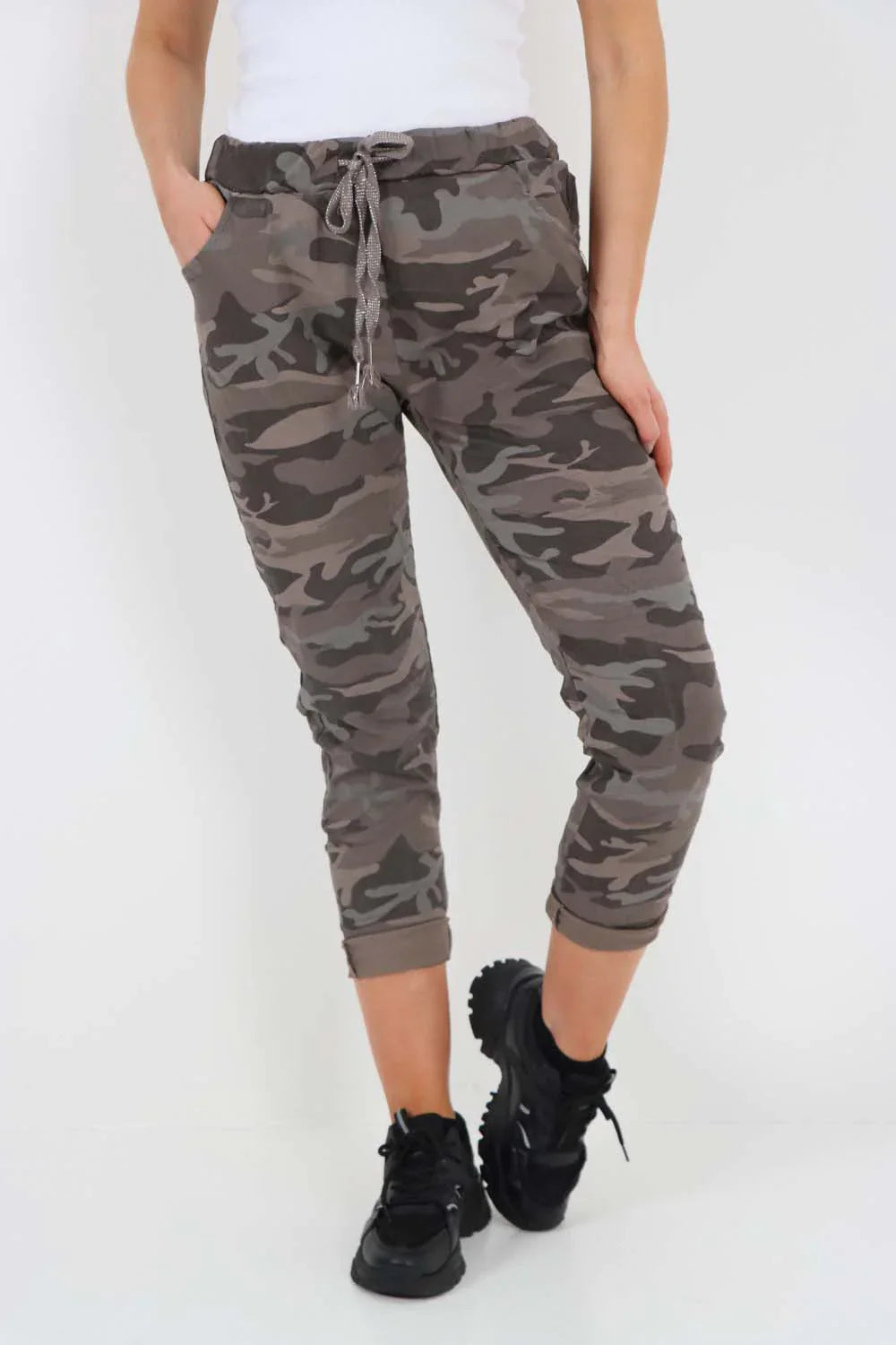 Plus Size Italian Drawstring Camo Side Pockets Trousers For Women  - Dropwear