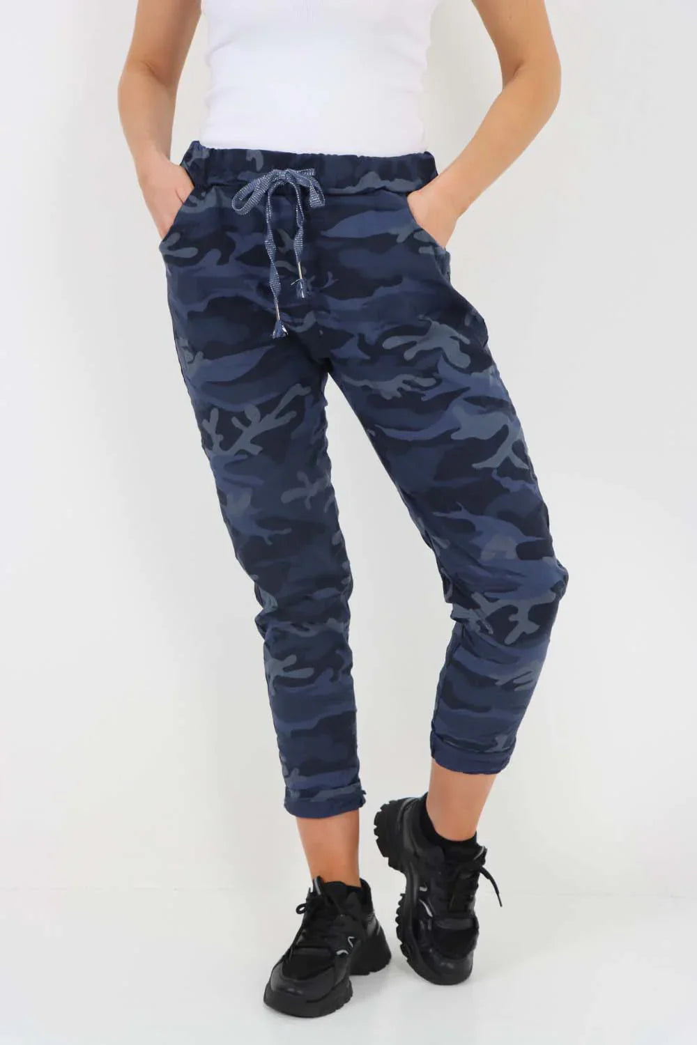 Plus Size Italian Drawstring Camo Side Pockets Trousers For Women  - Dropwear