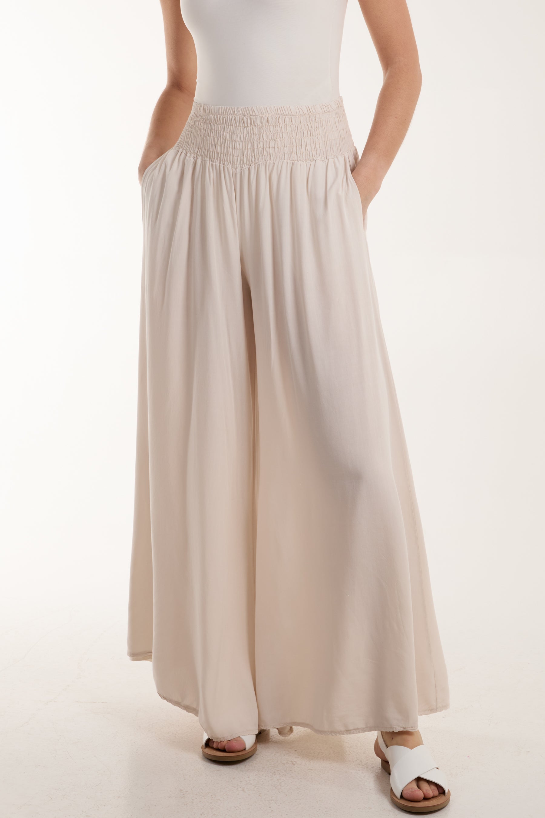 Navy Shirred Deep Waist Band Wide Culottes For Women ONE SIZE - Dropwear