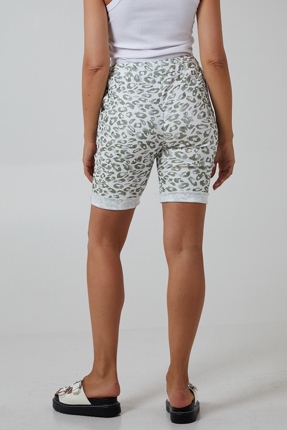 Fuchsia Leopard Print Super Stretch Shorts For Women 12 - Dropwear