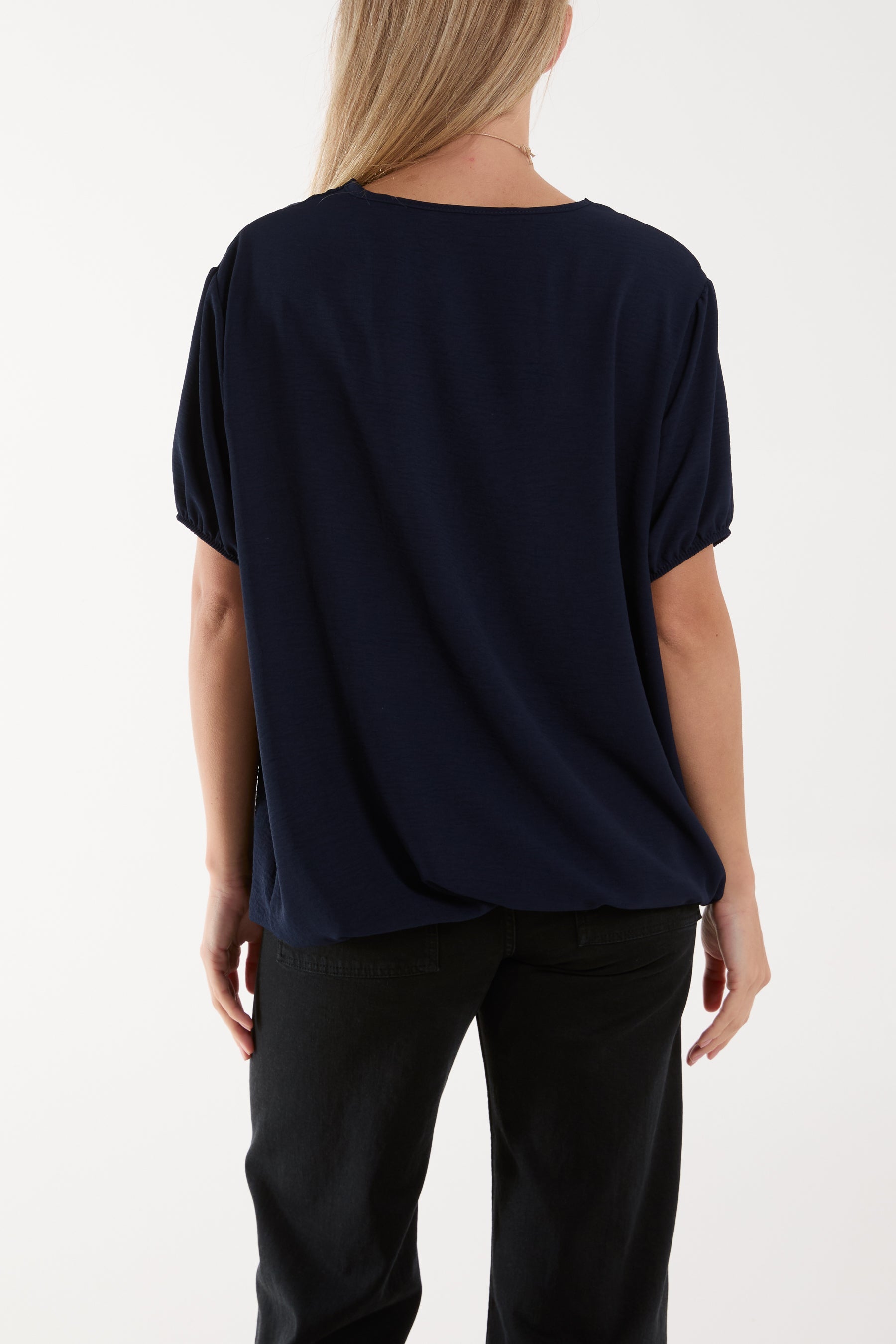 Necklace V-neck Bubble Hem Top For Women  - Dropwear