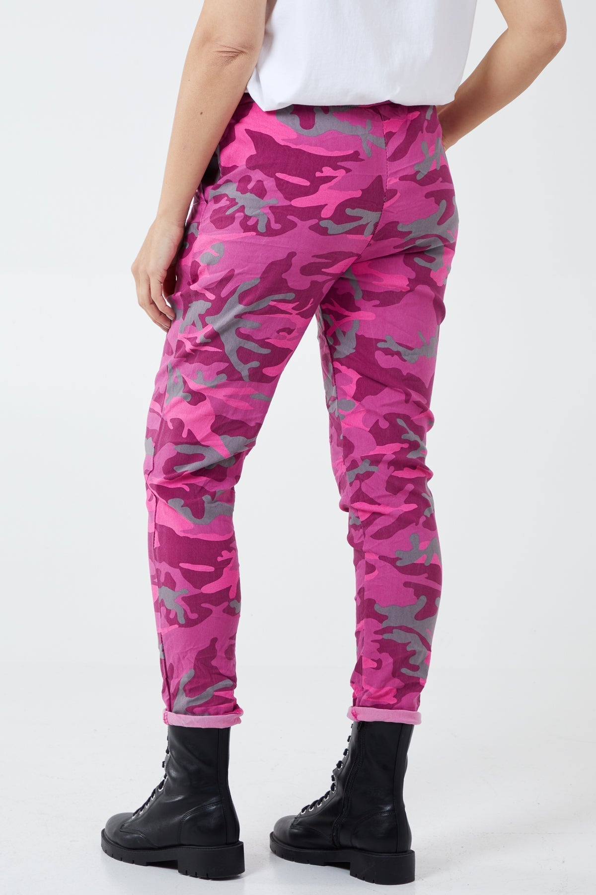 Magic Camouflage Trousers (Extra Large) For Women  - Dropwear