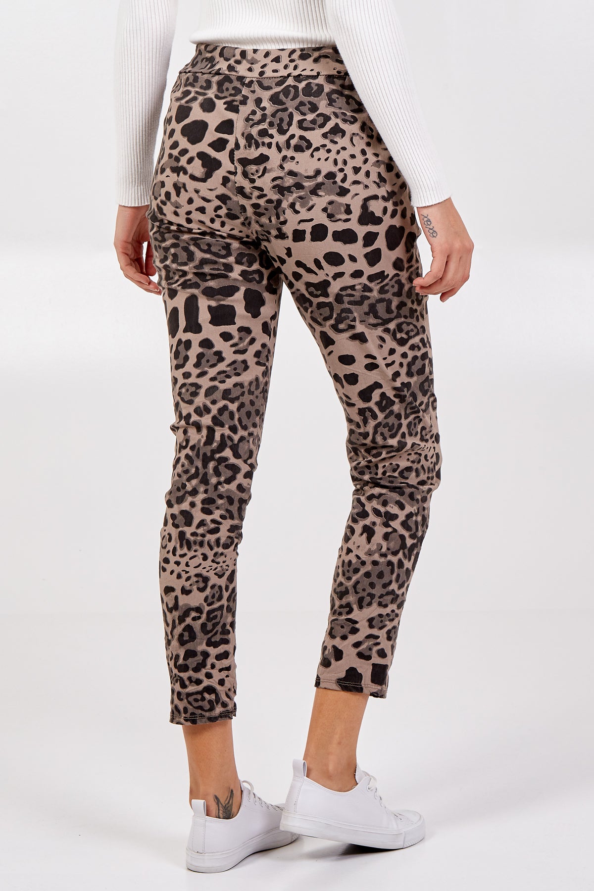 Light Grey Magic Super Stretch Leopard Print Trousers For Women ONE SIZE - Dropwear