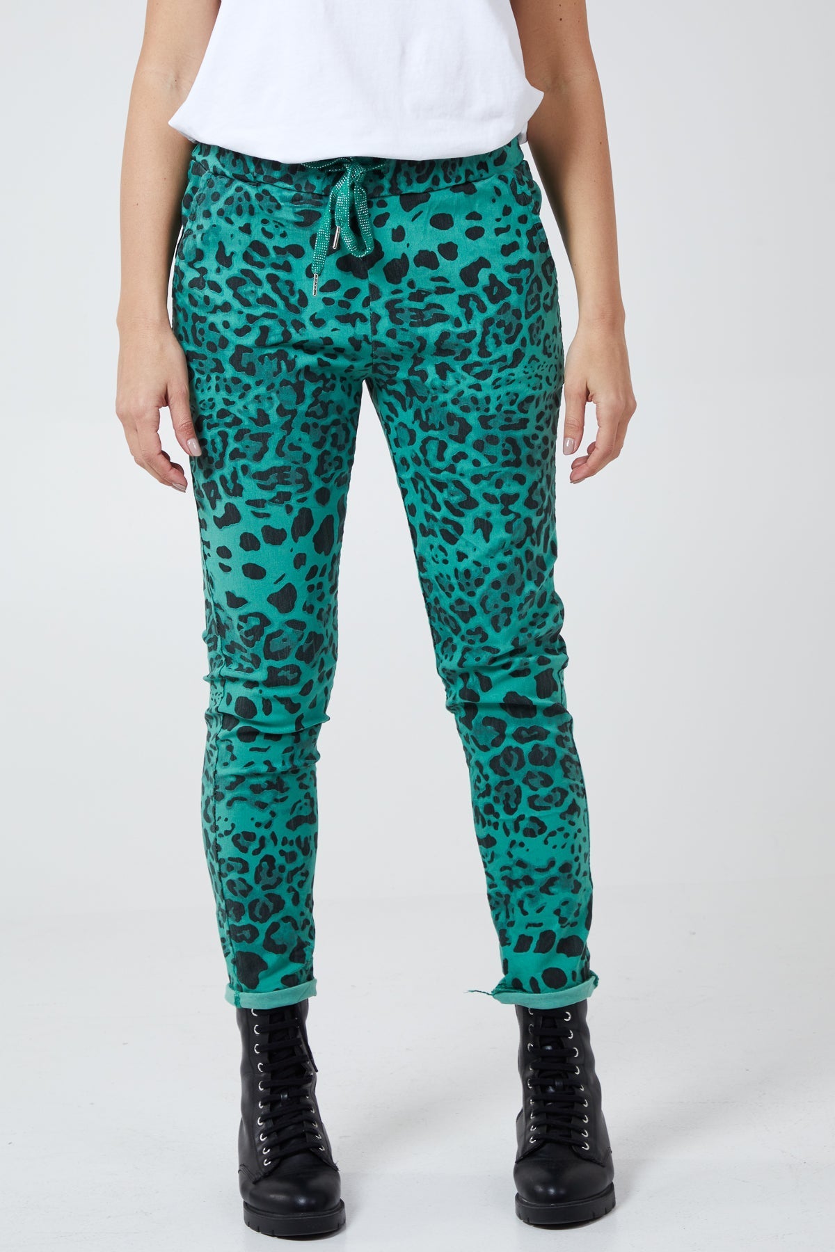 Magic Super Stretch Leopard Print Trousers For Women  - Dropwear