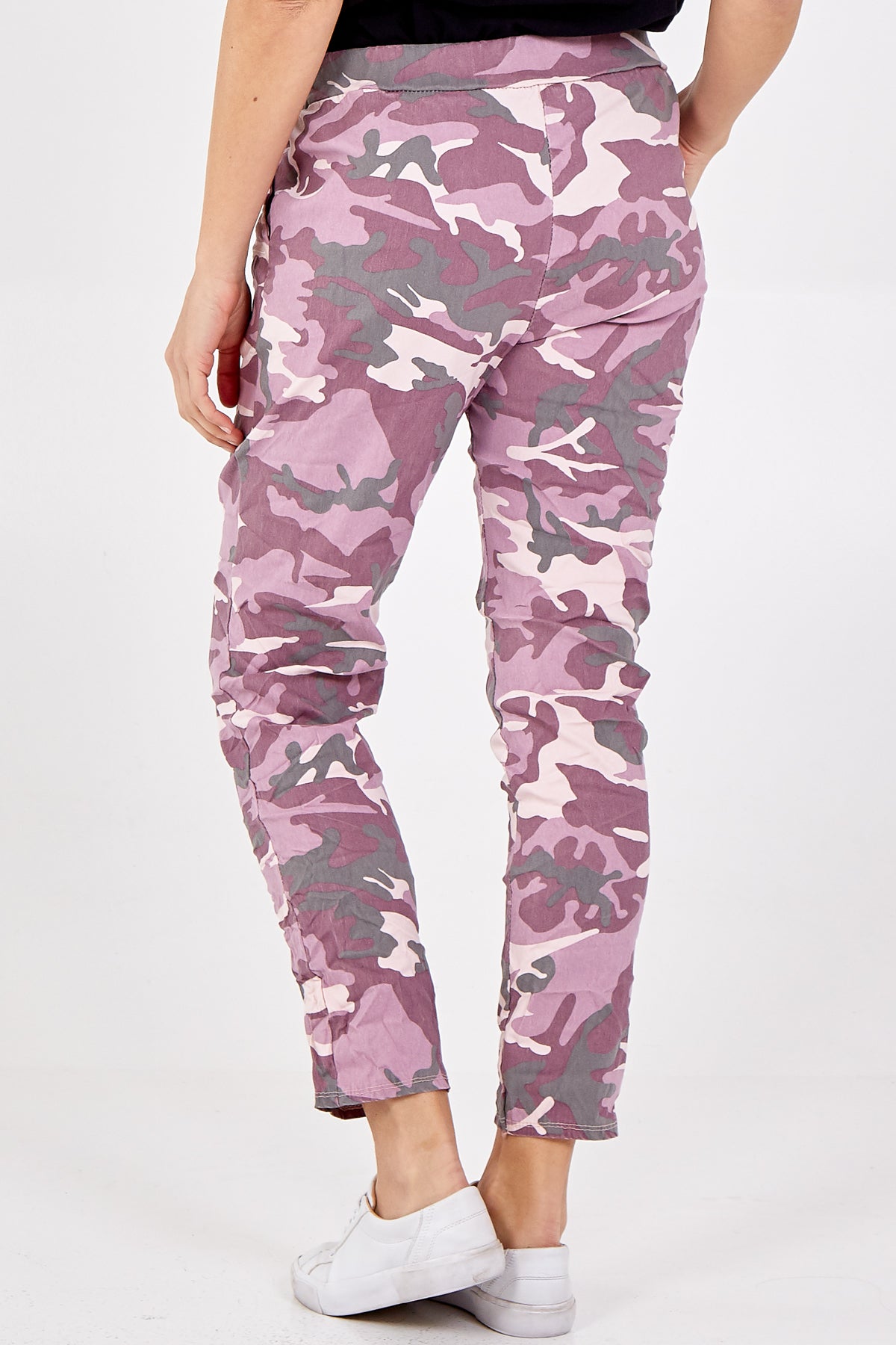 Magic Camouflage Trousers (Extra Large) For Women  - Dropwear