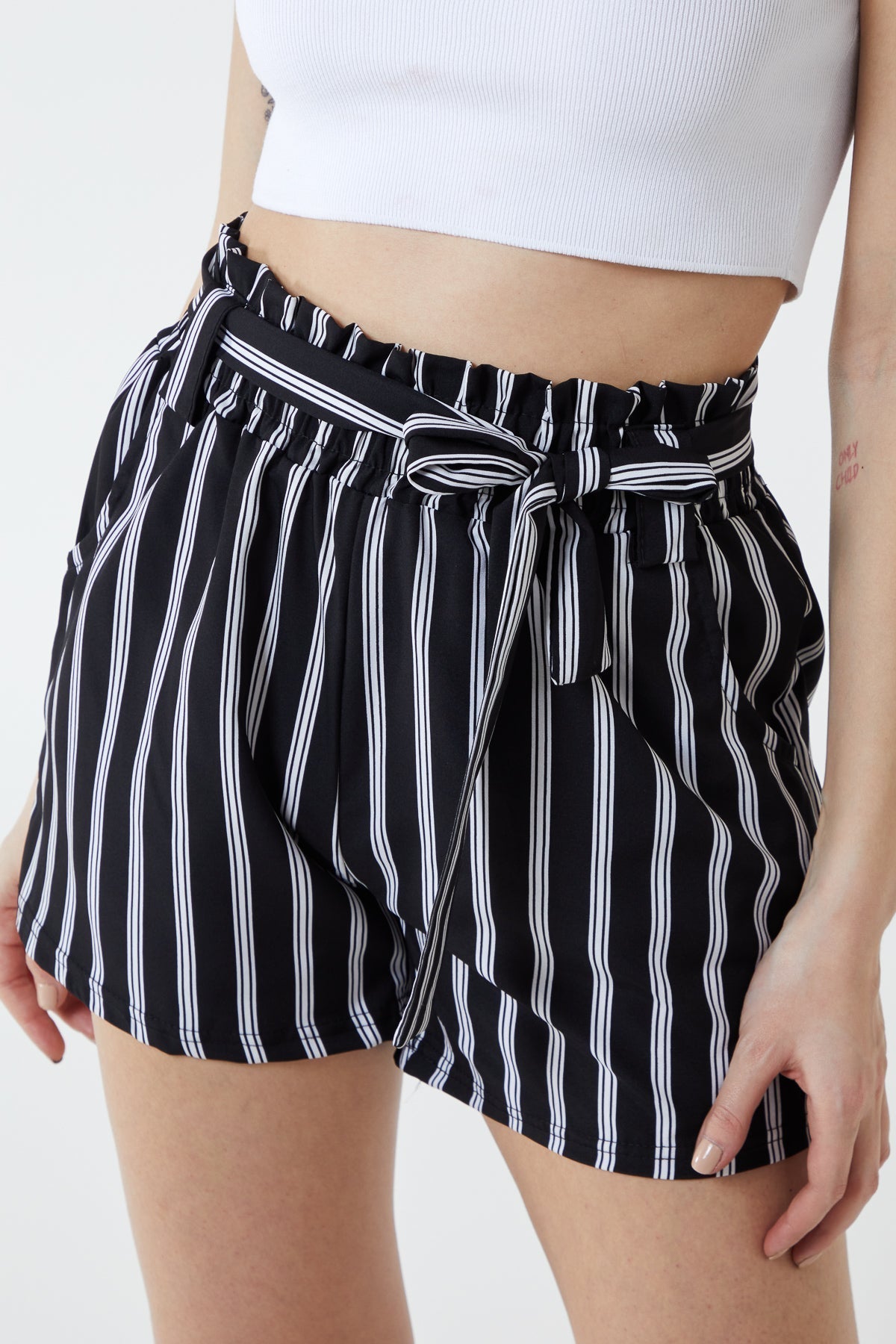 Navy Stripe Belted Shorts For Women MEDIUM - Dropwear