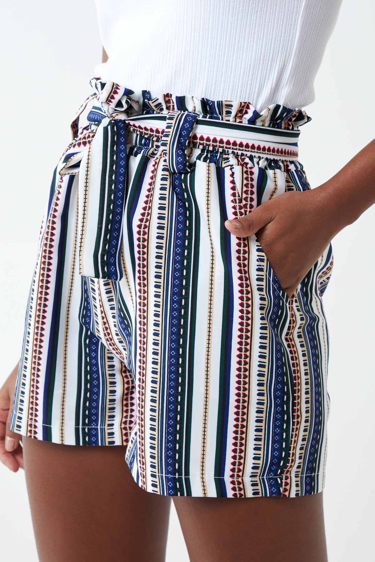 Multi Color Belted Shorts with Stripes For Women MEDIUM - Dropwear