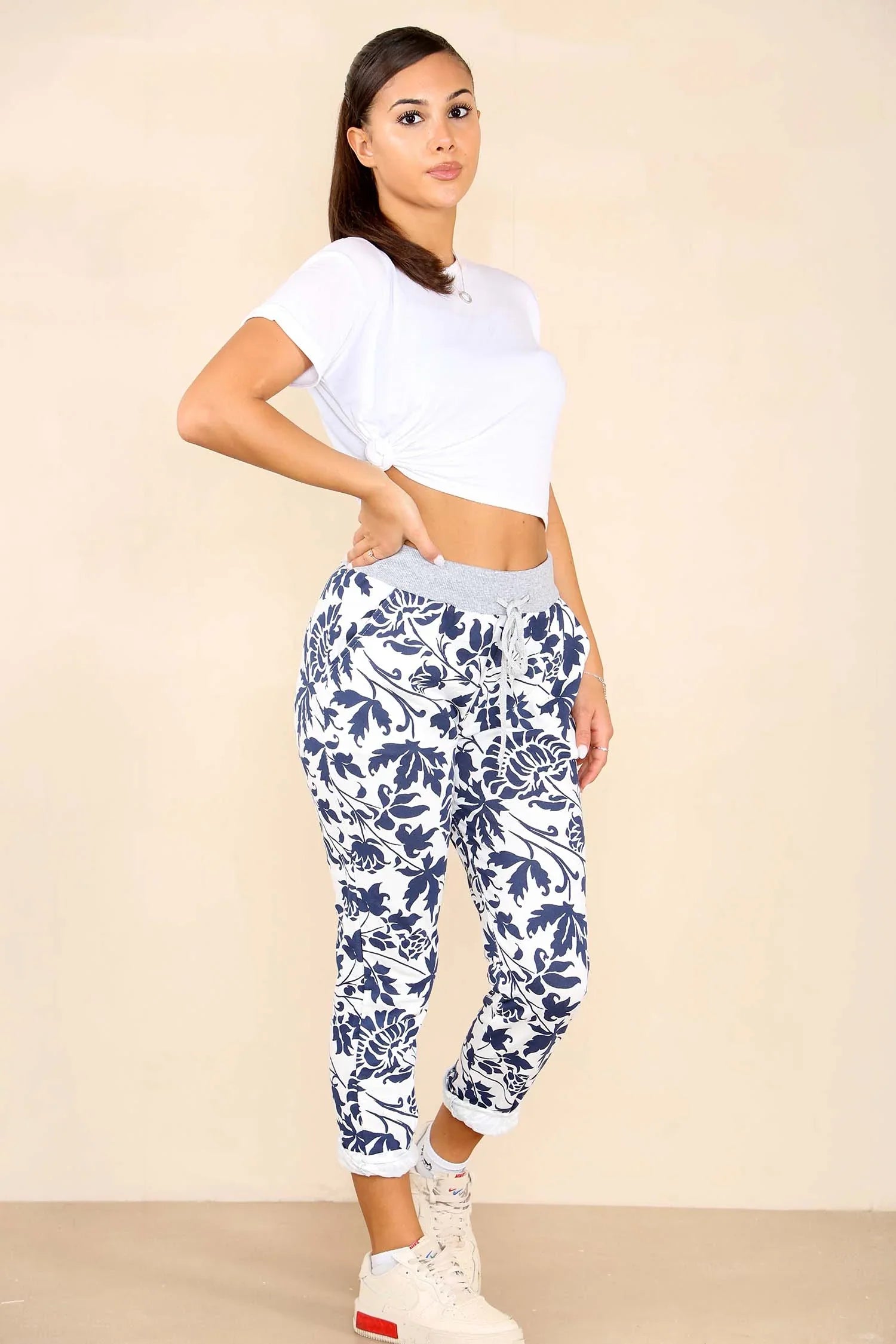 Blue Plus Size Italian Leaf Print Drawstring Cotton Joggers For Women 18 - Dropwear