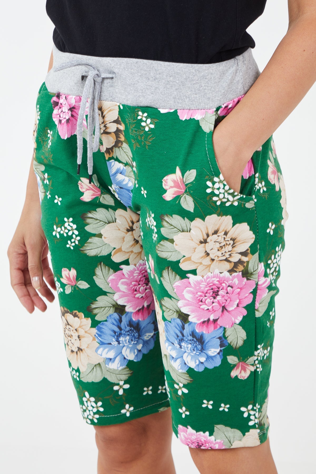 Jade Green Drawstring Waist Floral Shorts For Women 10 - Dropwear