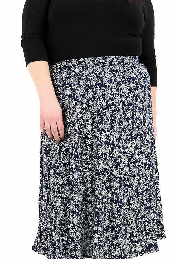 Navy White Floral Plus Size Floral Navy Midi Skirt For Women 16-18 - Dropwear